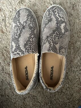 Soda Snake-Print Slip-On Sneakers in Grey and White